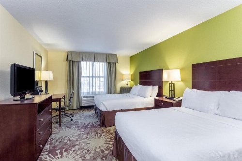 Holiday Inn Chicago North - Gurnee image 18