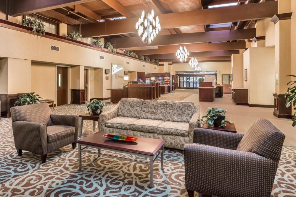 Holiday Inn Chicago North - Gurnee Image 28