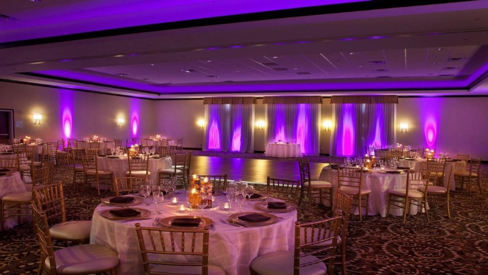 Holiday Inn Chicago North - Gurnee Image 40
