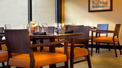 Holiday Inn Chicago North - Gurnee image 6